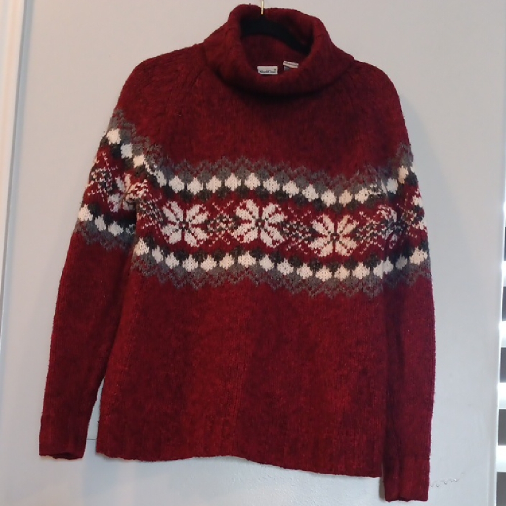 Northcrest Burgundy and Cream Floral Turtleneck Sweater. #338